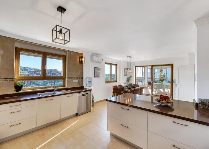 3077 Luxury With Pool And Views In Elviria, Μαρμπέλλα