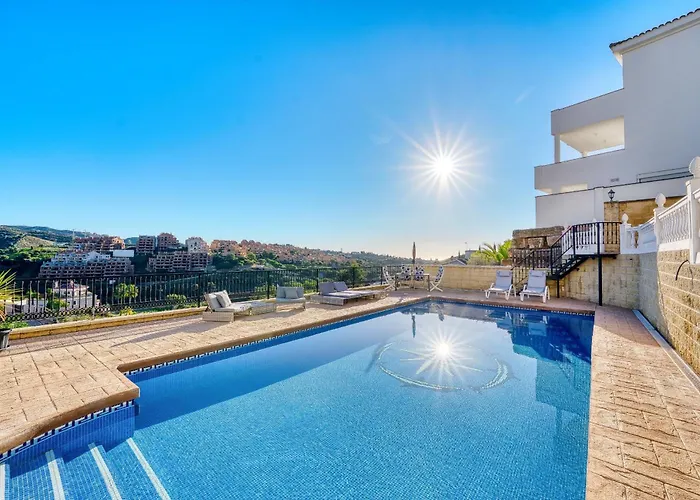 3077 Luxury With Pool And Views In Elviria, Villa *