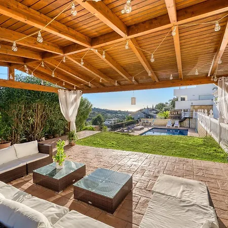 3077 Luxury With Pool And Views In Elviria, * 马尔韦利亚