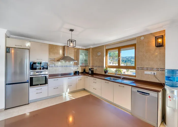Vila 3077 Luxury With Pool And Views In Elviria,